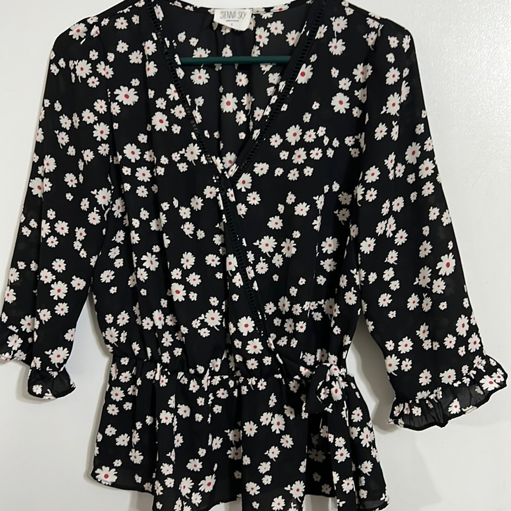 Sienna Sky blouse.